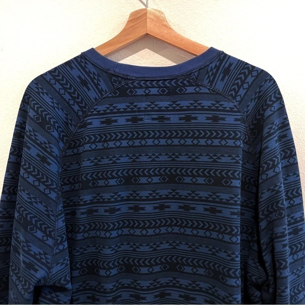 LEVI'S Crewneck Aztec Sweatshirt Size XXL